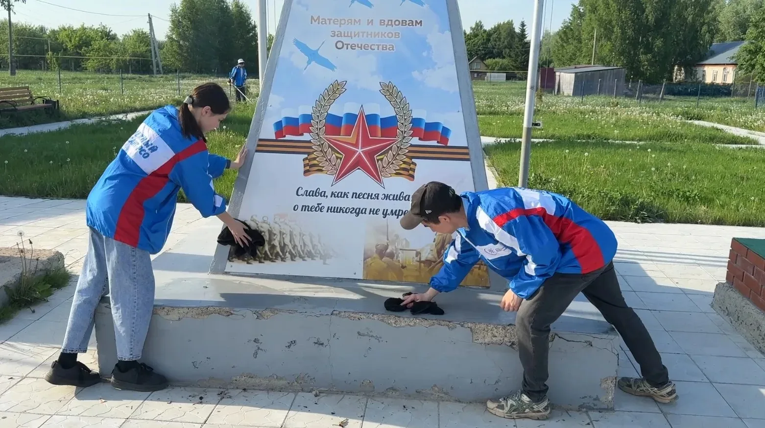 Студенты из Чебоксар участвуют в акции «Майский десант. Десант Победы»  С 22 по 24 мая студотряды Чу