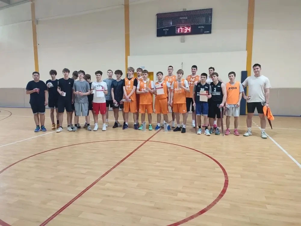 🚀 Космический баскет: наша команда в тройке лидеров!  🥉 Заряжаемся позитивом на всю неделю! Сборная 
