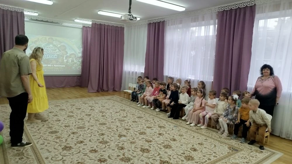А подготовили и провели этот праздник:
учитель-логопед Гришаева Ольга Ивановна;
учитель-логопед Петр