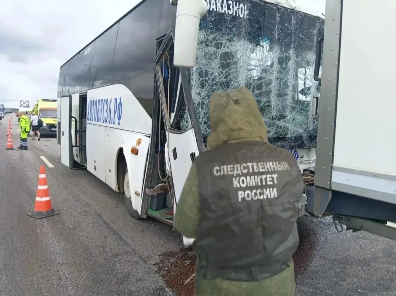 После ДТП с рейсовым автобусом под Воронежем СК возбудил уголовное дело.