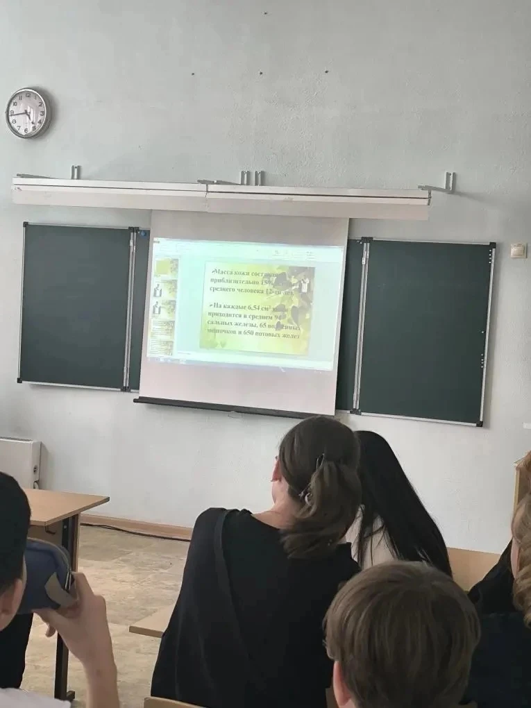 🍕🍰Интеллектуальная игра «Верю — не верю»: школьники проверили свои знания о здоровье.   ‼️В преддвер