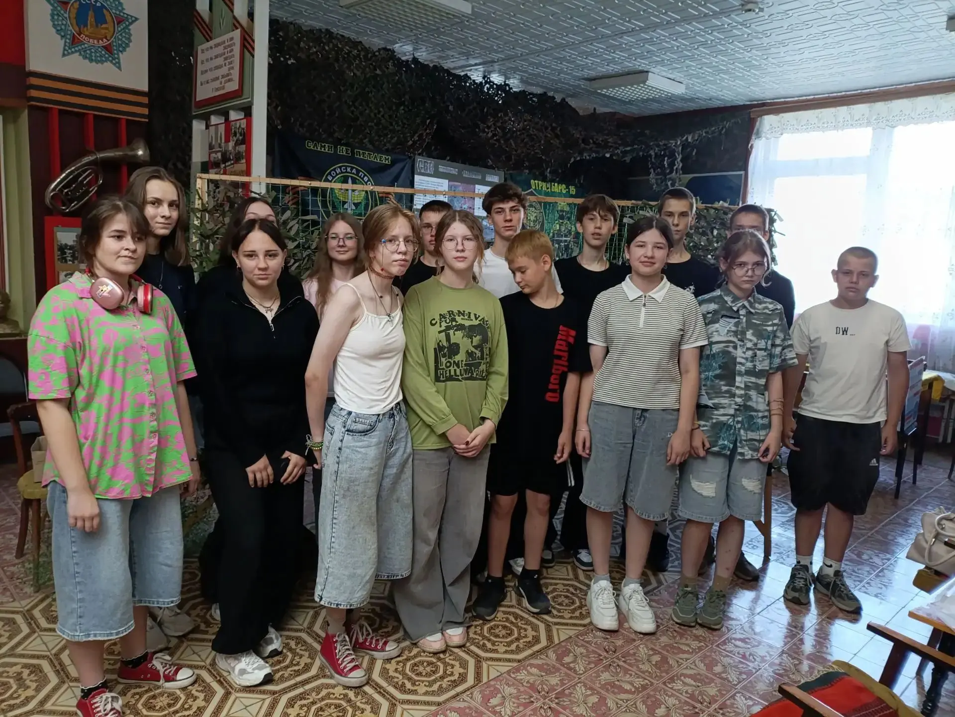 В первой  половине дня участники  лагеря для одаренных  детей "Уникальная  академия " о...