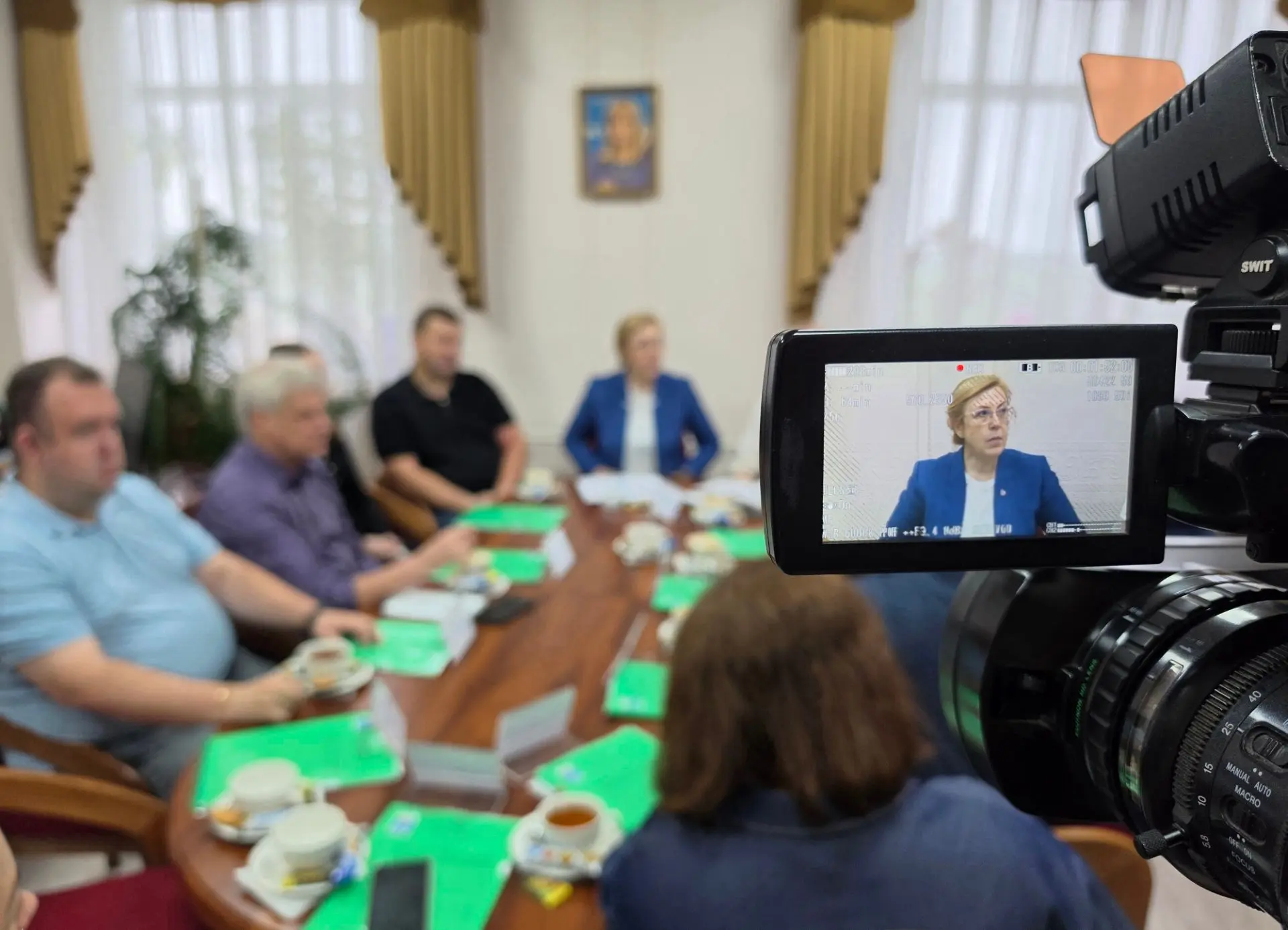 Состоялся пресс-завтрак председателя облизбиркома с представителями региональных СМИ

В преддверии е
