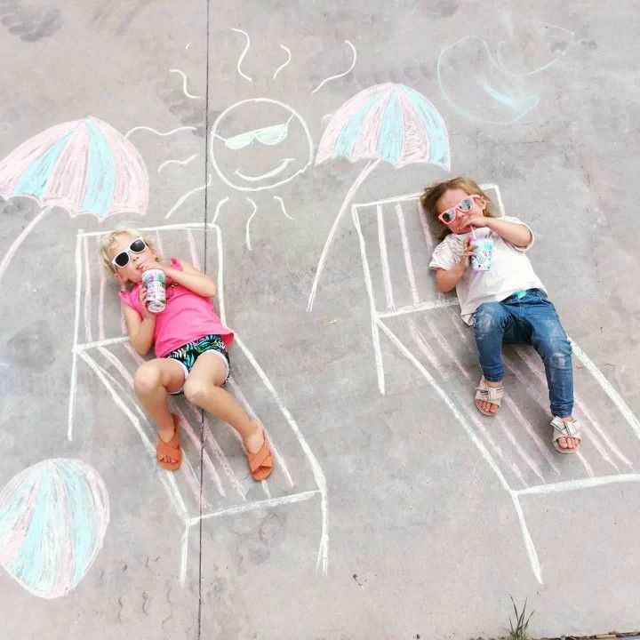 Уважаемые родители!     У кого тут самое крутое лето? 🤔 Мы знаем — у всех! И хотим это увидеть!

Об