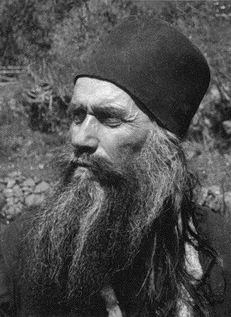 «…Путь христианина в общих чертах таков. Сначала человек привлекается к Богу даром благ...