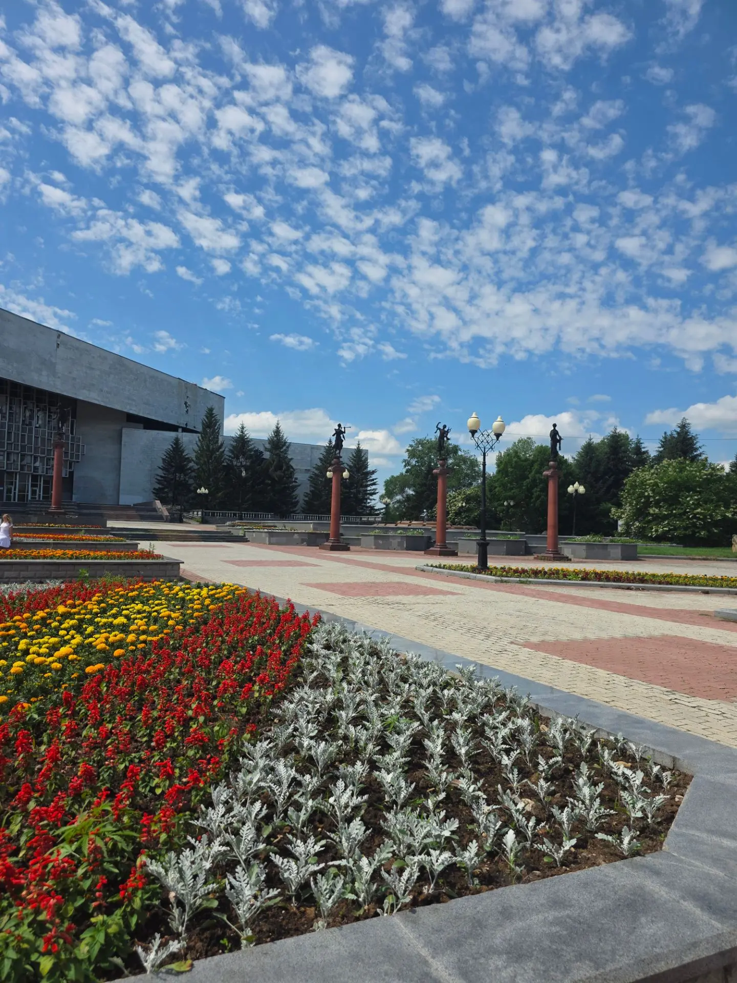 Доброе утро!

☁️ Погода в Биробиджане на четверг, 30 июля 🌤️

- Ночью: около +19...+21 °C, облачно.