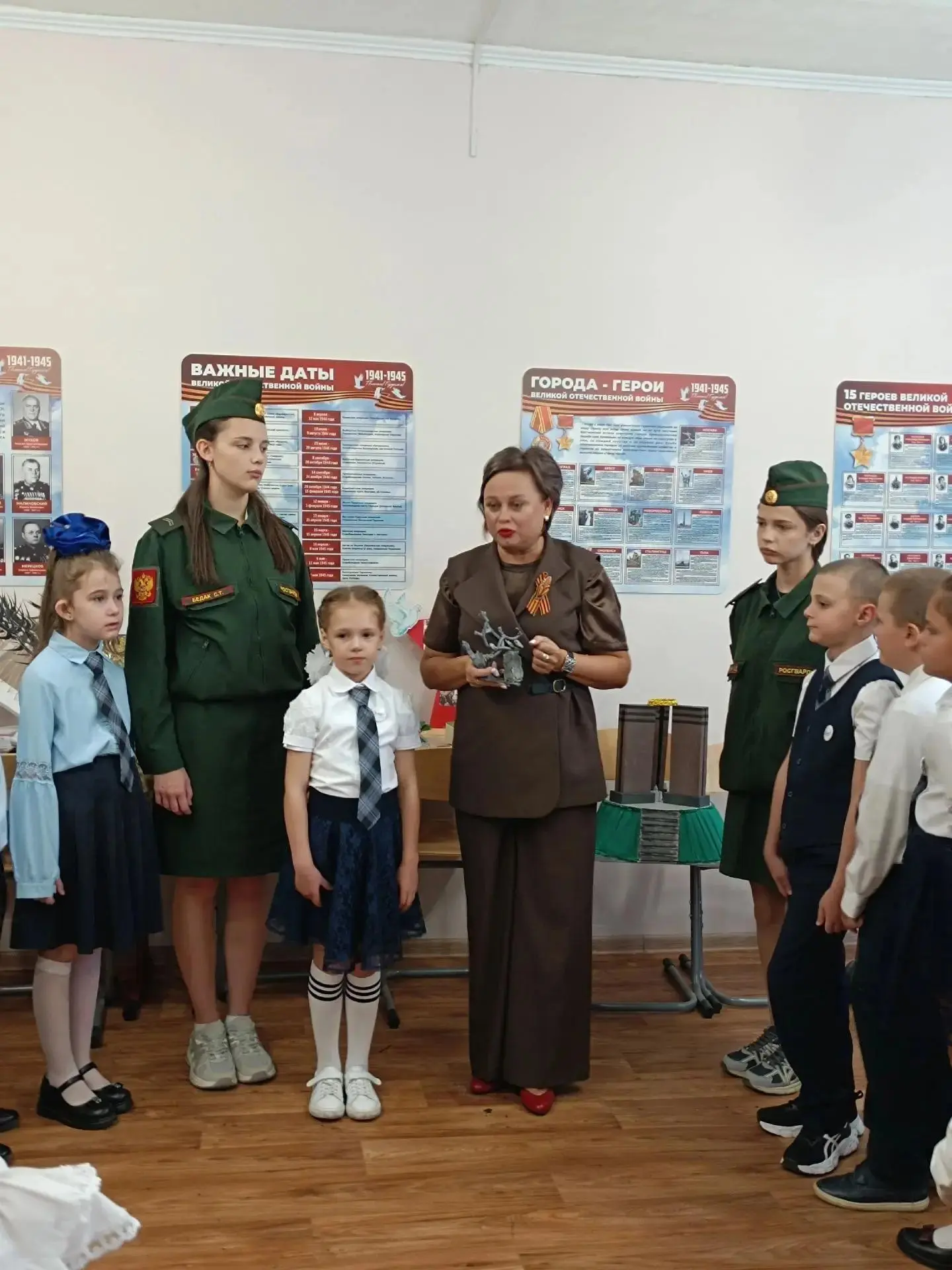 История, которая живет в школьных стенах ❤️