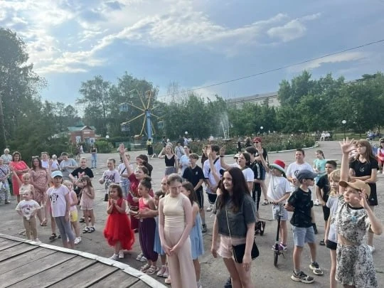 Урюпинск.
День России в Урюпинском парке был замечательным!

12 июня в парке культуры и отдыха царил