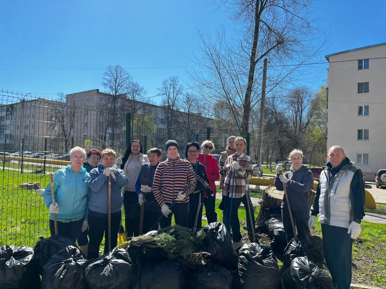 ✨Все больше уголков города приобретают чистый и опрятный вид. Субботники проходят во всех районах го
