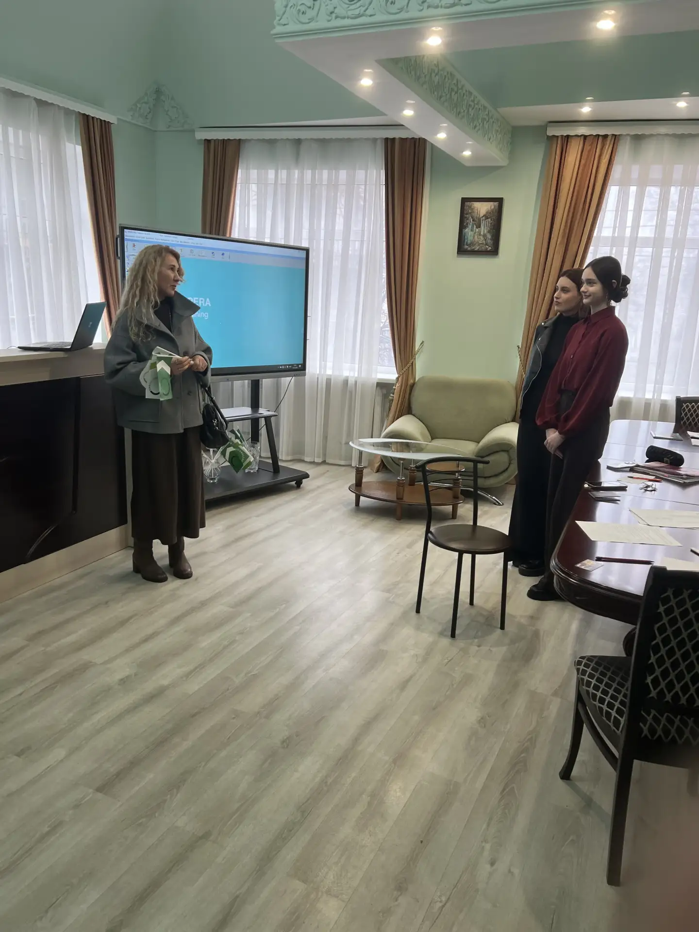 Вчера в Романовском колледже индустрии гостеприимства состоялась важная встреча с представителями от