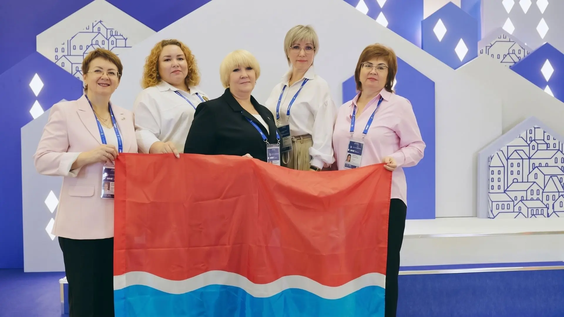 👏 Делегация Приамурья — на главном педагогическом событии. Более 1000 педагогов России...
