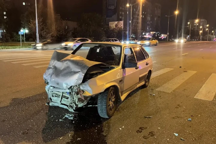 ❗️Жесткое ДТП в Абакане: школьница получила перелом седалищной кости
