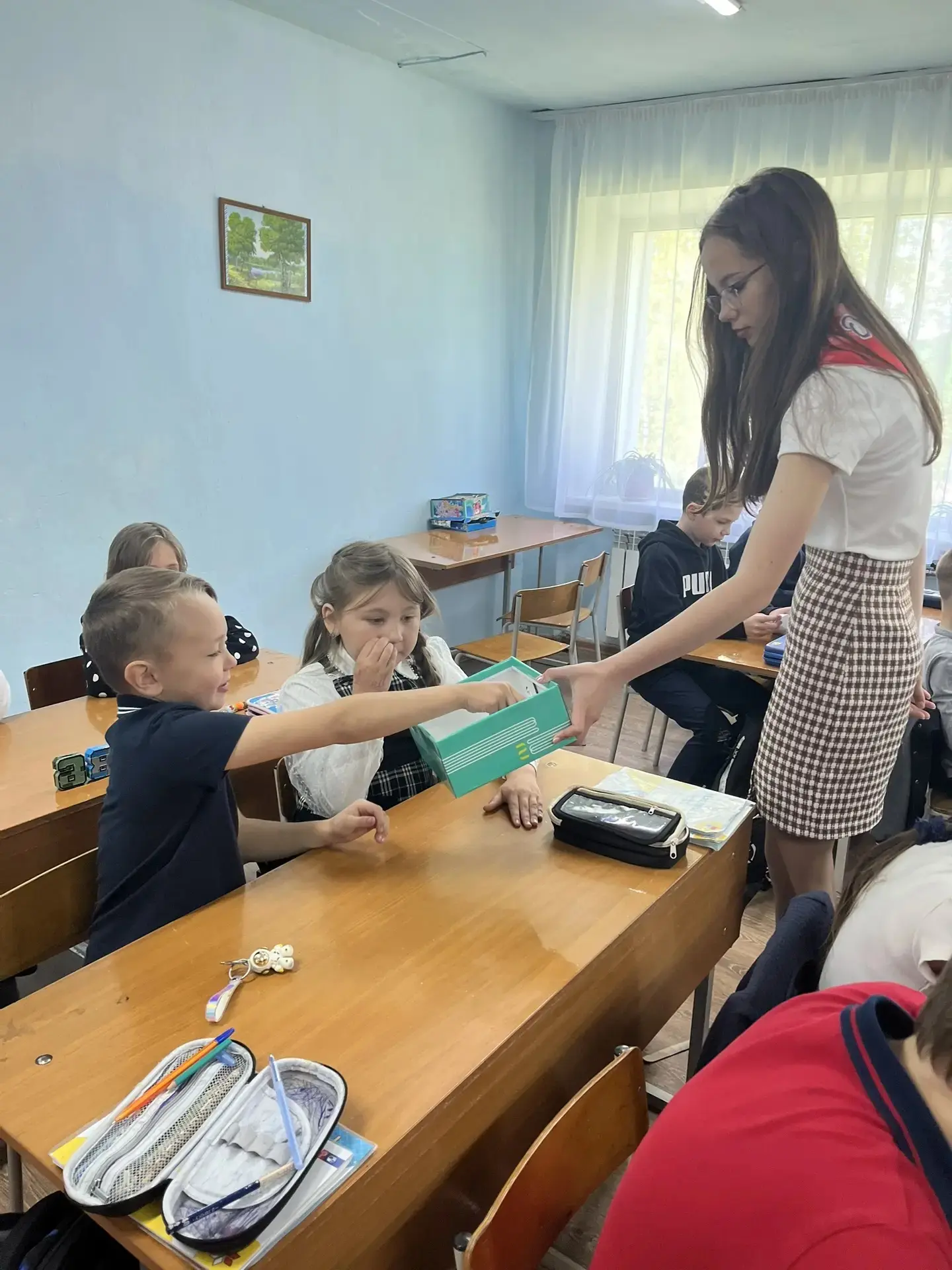 ✨ Накануне последнего звонка  наши первоклассники вместе со своими старшеклассниками-на...