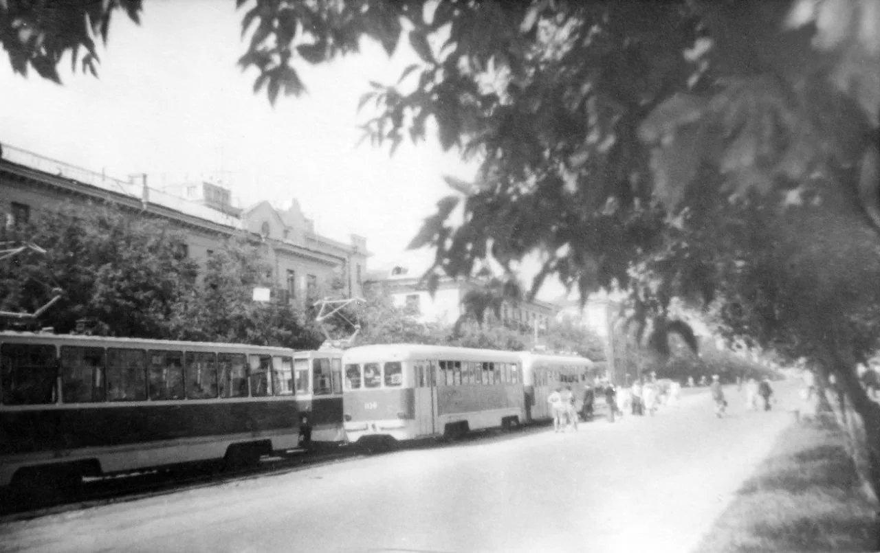 Магнитогорск, маршрут 12, проспект Карла Маркса, июль 1979 года.