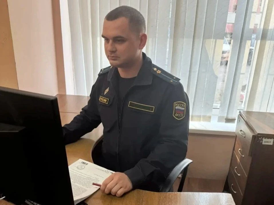 Пристав взыскал с управляющей компании ущерб за затопление квартиры канализационными ст...