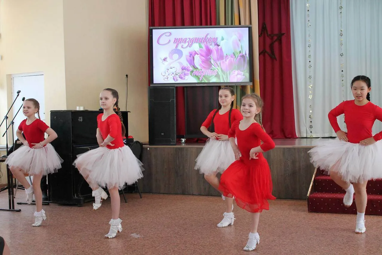 Праздник весны в Балашихинском лицее: Международный женский день! 6 марта в Балашихинском лицее прош