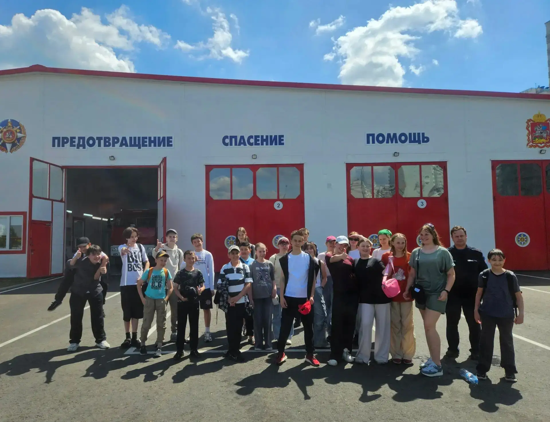15 июня 

Лагерь «Авиатор» ✈️ 

День 10. Тема: «День медицины». 

Сегодня в лагере «Авиатор» царила 