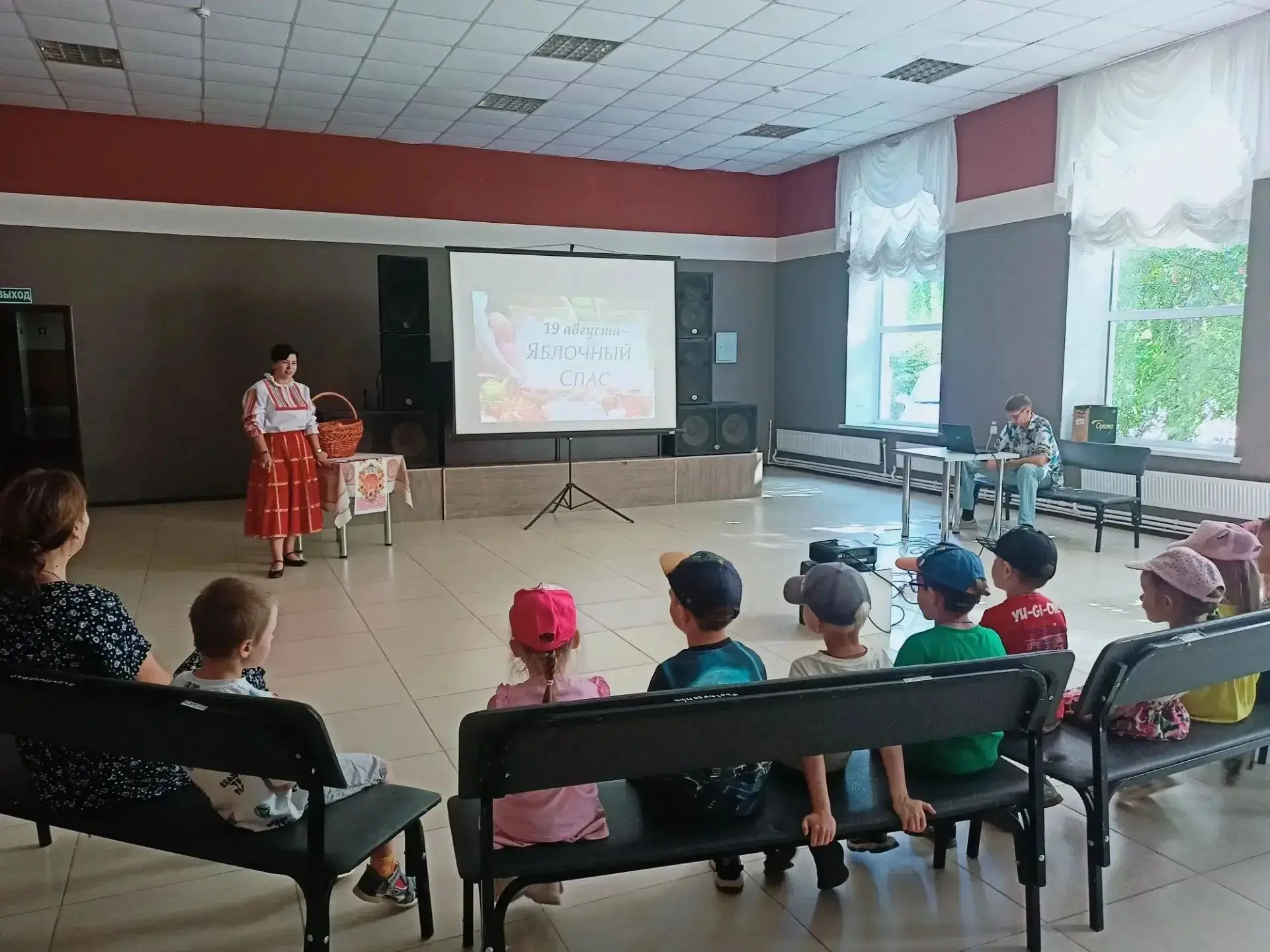 В Доме культуры города Ипатово состоялось развлекательное мероприятие с воспитанниками ...
