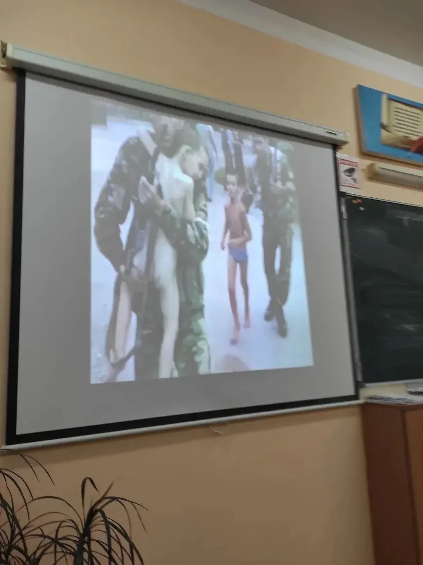 В нашей школе прошли классные часы на тему антитерроризма, где мы организовали просмотр фильмов, так