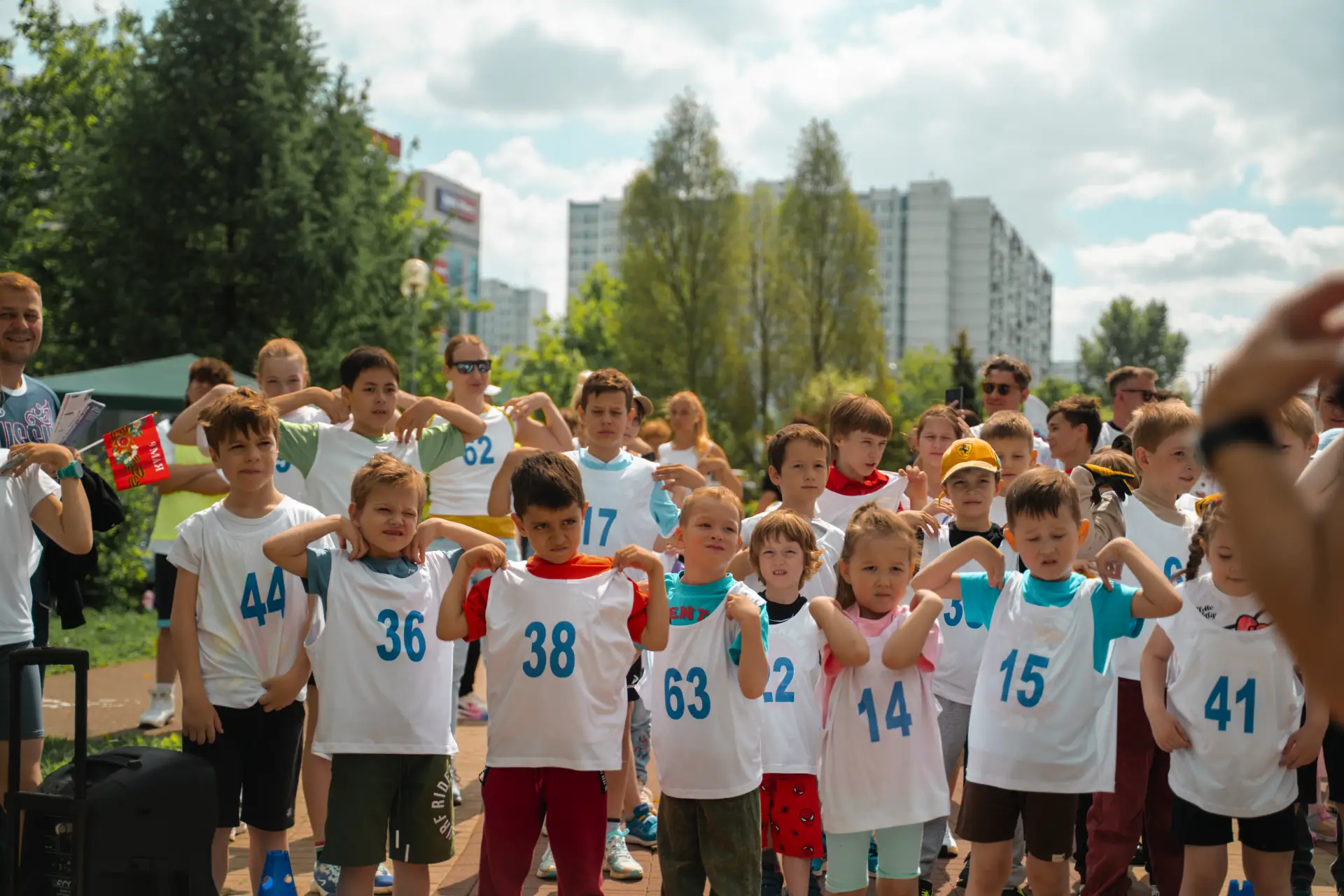 🏃‍♀️ «Кросс Победы»: наши ученики в числе призёров!   🌳🏃16 мая в сквере Осеннего бульвара прошёл тра