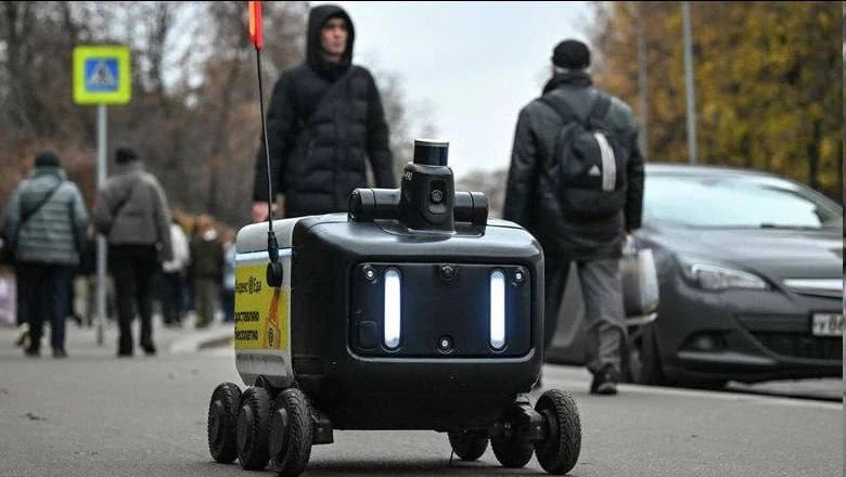 Скоро по Красноярску начнут ездить роботы-доставщики.