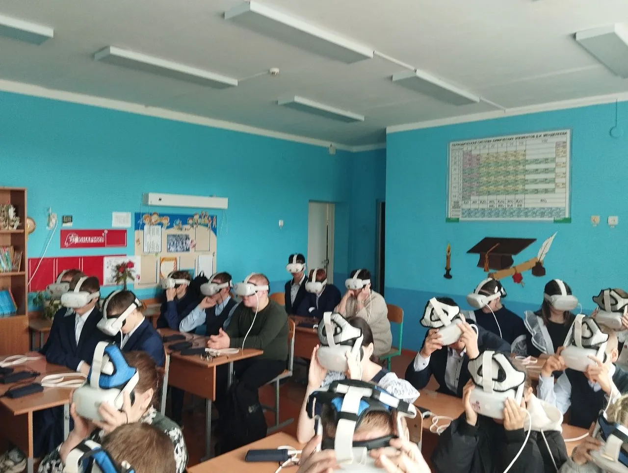 🇷🇺 Сегодня в нашей школе — необычный день!