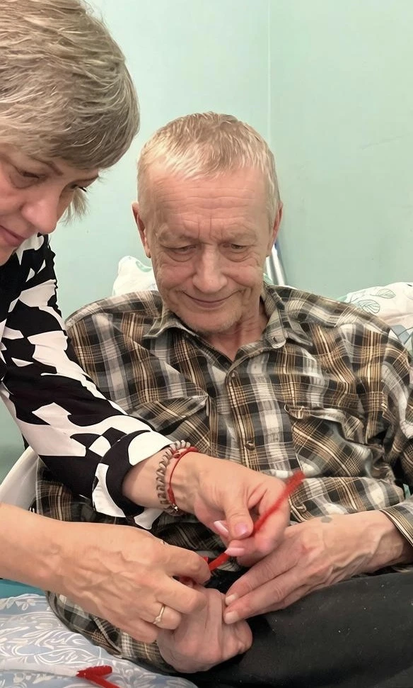 «Гибкая, пушистая и полезная»: как синельная проволока помогает в реабилитации 🦋🌺
⁣
В нашем корпус