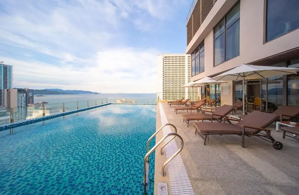 Green Beach Hotel 4*