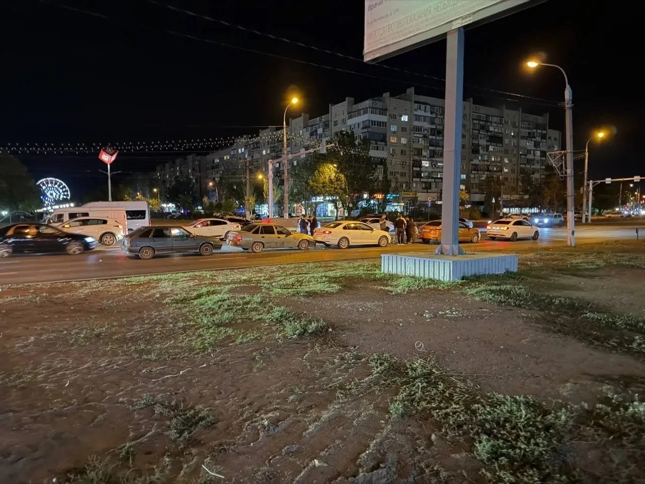 На бульваре Энгельса снова массовое ДТП: опять четыре машины