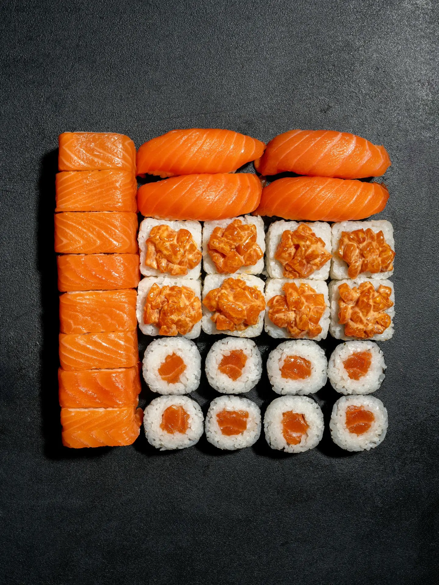 Суббота — день большого лосося 🍣
