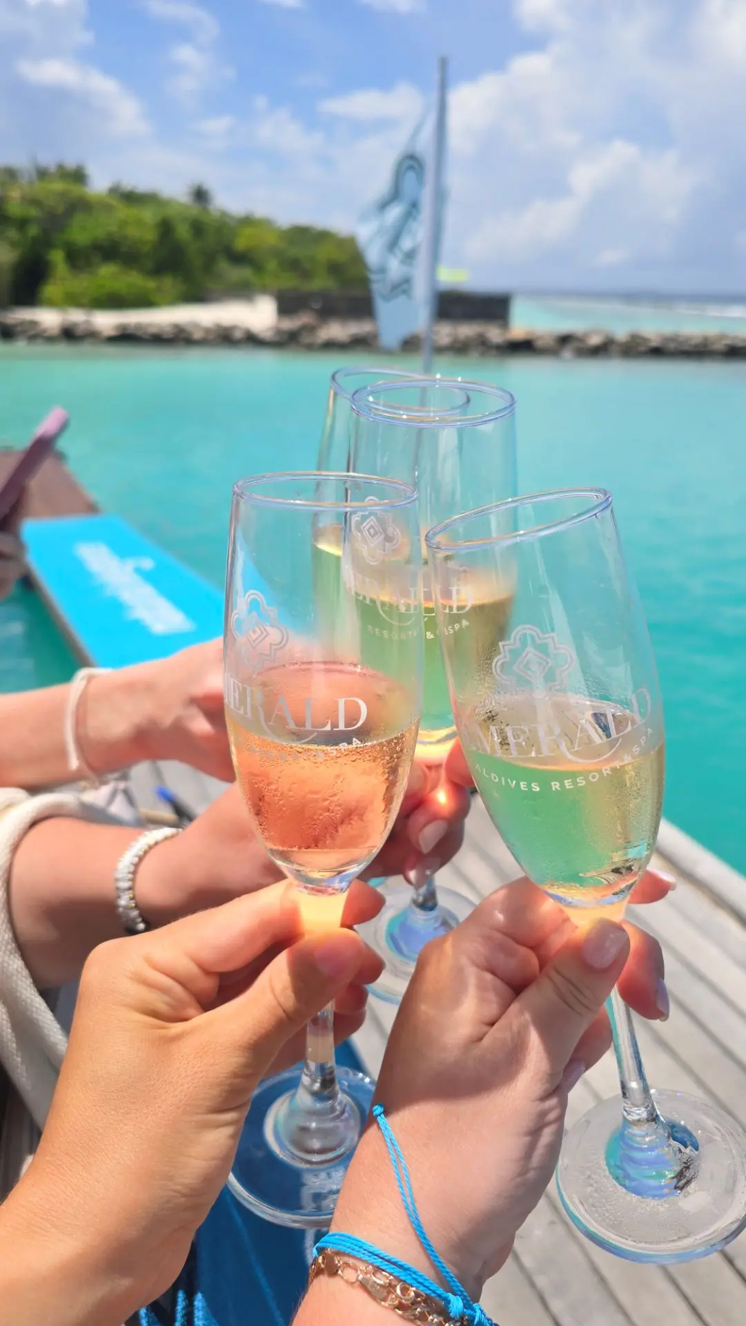 🌴 #Мальдивы, о которых мечтают: Emerald Maldives Resort & Spa 5 — мой личный фаворит! 😍