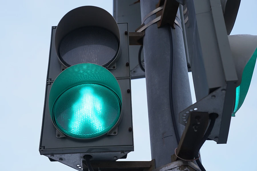 🚦На перекрестке в Мервине установили новый светофор