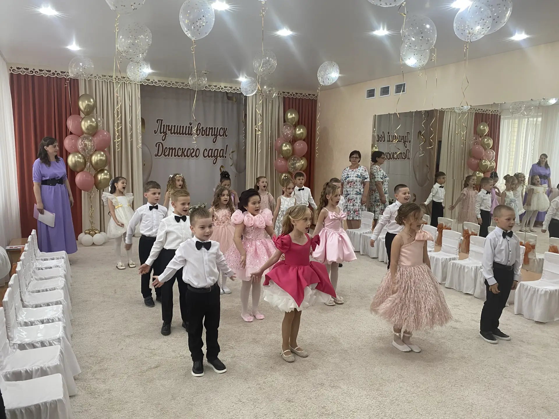 ✨ ✨ Сегодня мы проводили наших воспитанников из группы «Русалочка» в новую жизнь — школ...