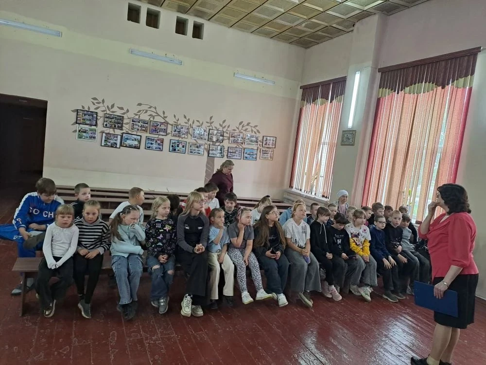 ЭКО- день в лагере♻️
Вместо привычного распорядка дня время остановилось, чтобы дать дорогу фантазии