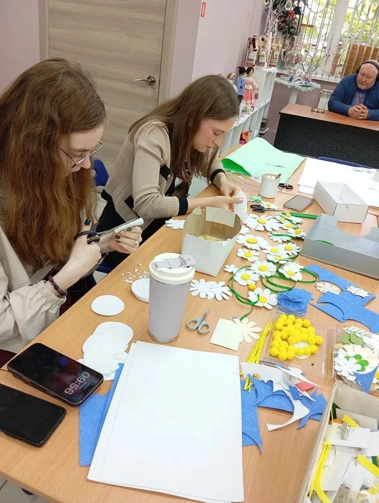 🧑‍🏫Работа с молодёжью.
🌞Лето у нас всех ассоциируется с отдыхом, каникулами, а у студентов это по