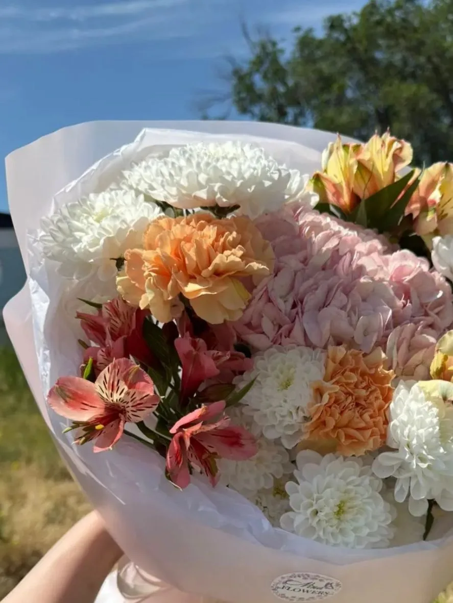 💐 Летний, яркий букет.