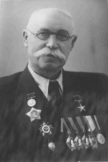 Они ковали Победу: Фёдор Васильевич Токарев

Сегодня исполняется 155 лет со дня рождения величайшего