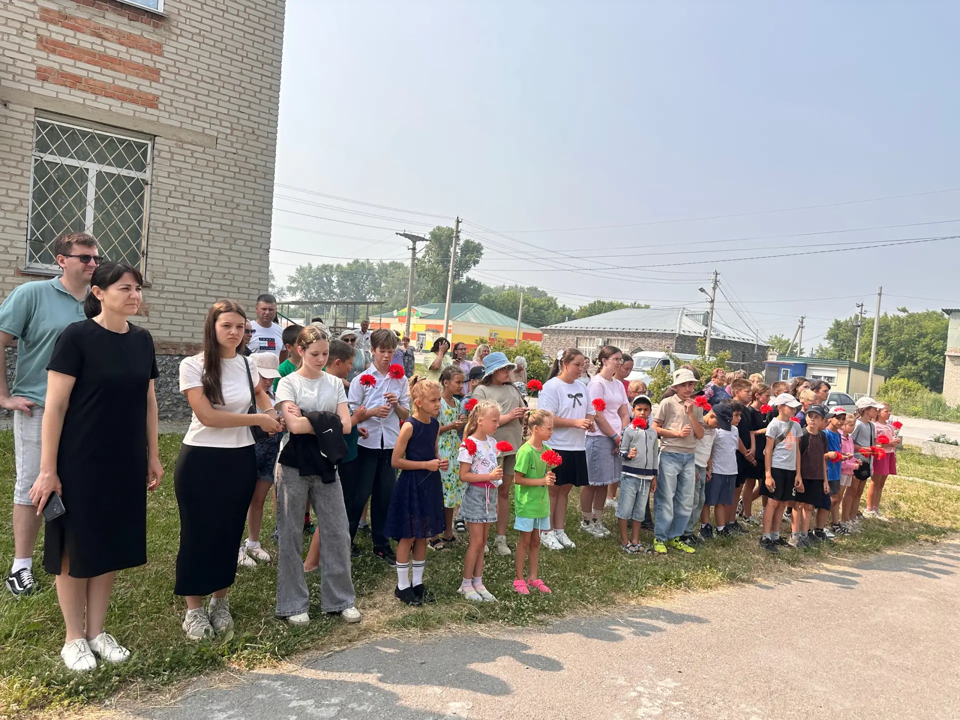 22 июня — День памяти и скорби

Сегодня, в День памяти и скорби, мы вспоминаем всех, кто ценой своей