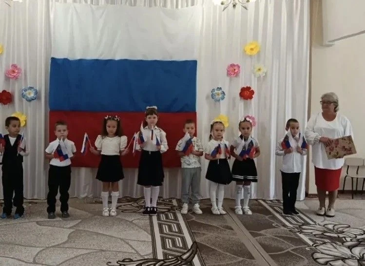 Сегодня в нашем детском саду прошёл яркий патриотический праздник, посвящённый Дню Госу...