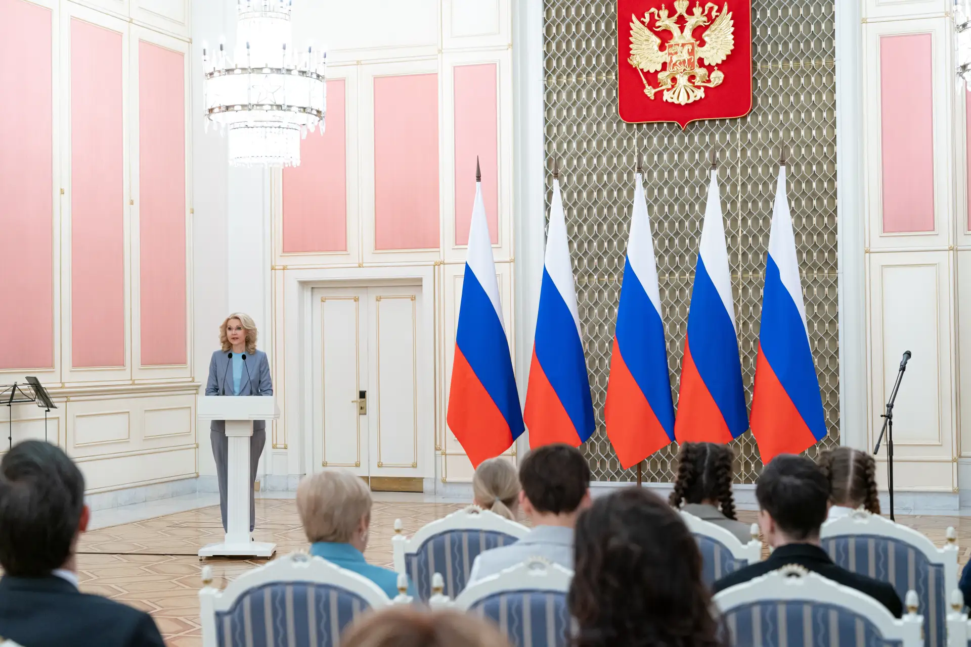 Татьяна Голикова наградила победителей II Всероссийского конкурса «Школа#безОбид»  «Конкурс "Школа#б