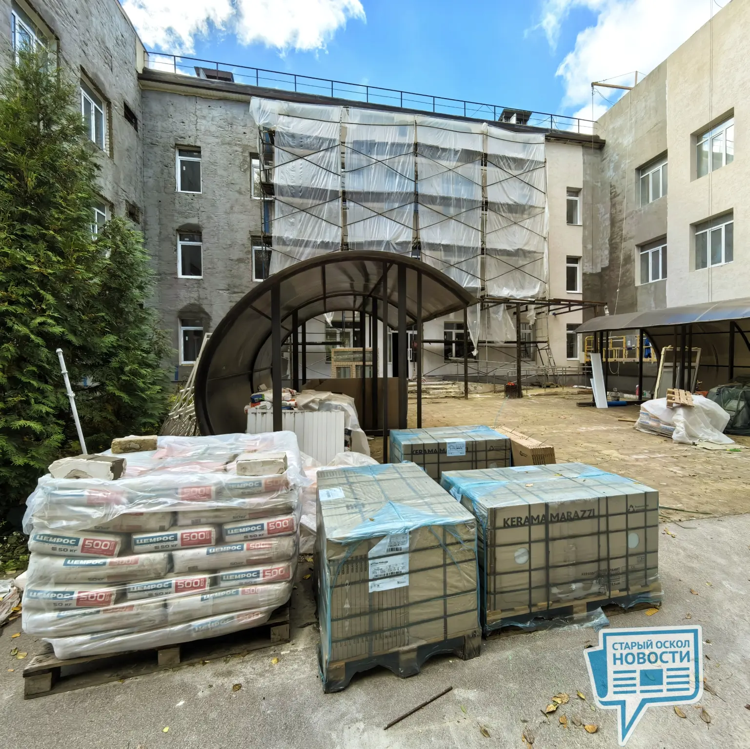 🏗 Продолжается капитальный ремонт детской поликлиники в мкр. Интернациональный
