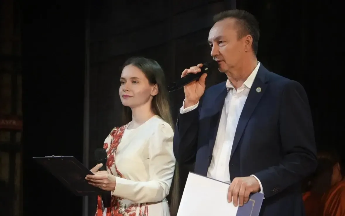 Во Дворце культуры «Россия» прошел праздничный концерт, посвящённый Дню Московской обла...