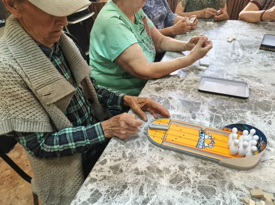 🎲 «Когнитивная игротека» стартовала в КЦСОН Промышленного района!