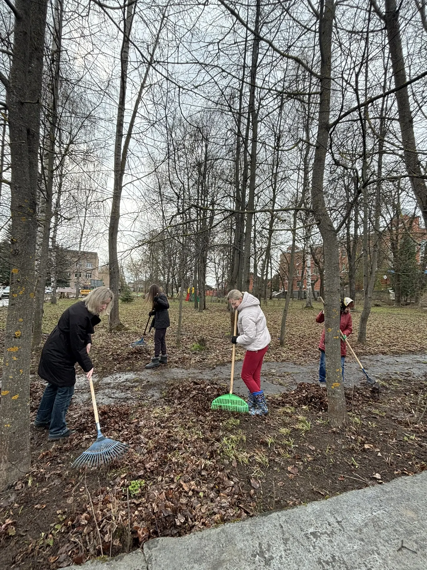 🌦День труда в Центре развития творчества детей и юношества 🧹🍃