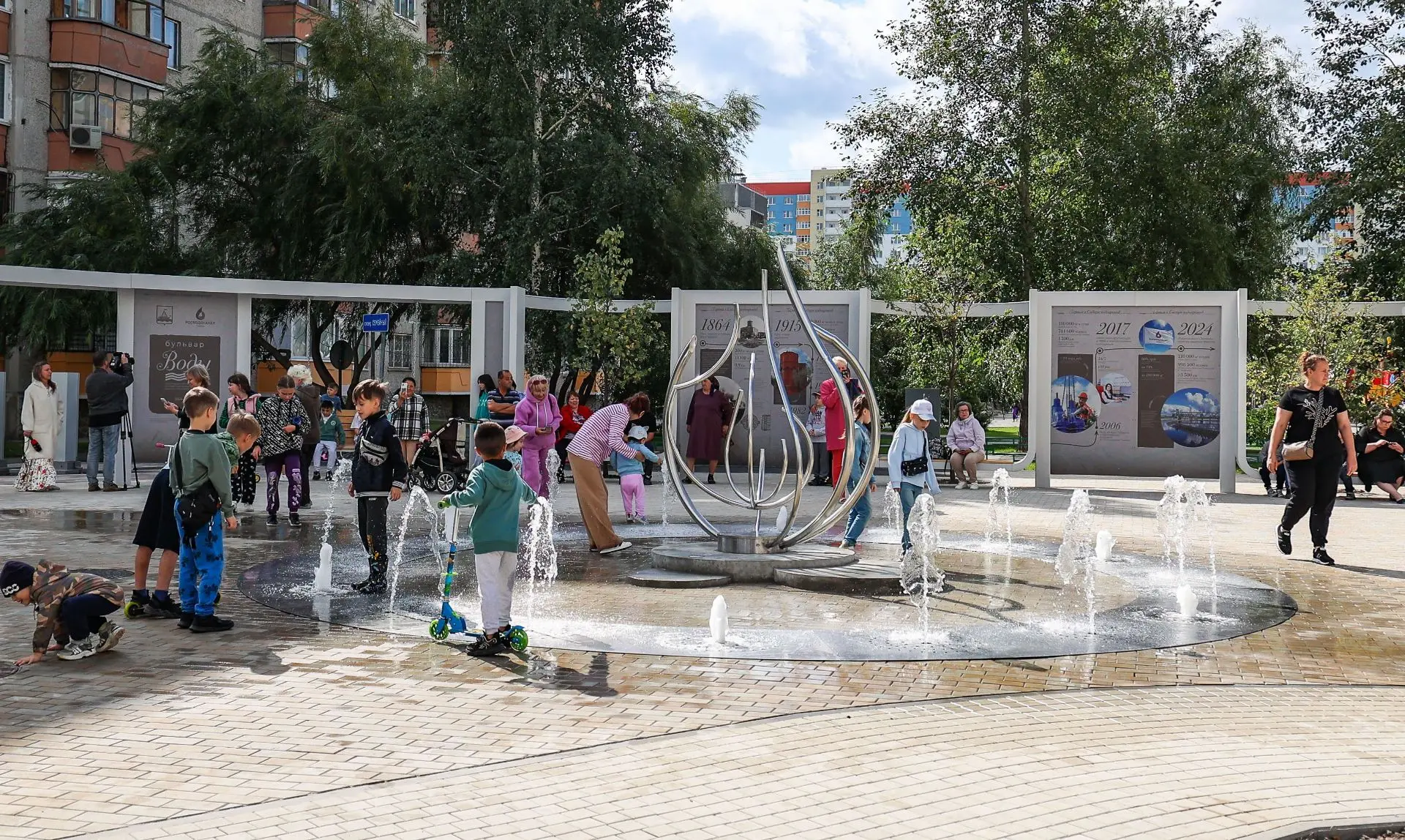 Уважаемые тюменцы!

От лица всего коллектива «Росводоканал Тюмень» и от себя лично сердечно поздравл