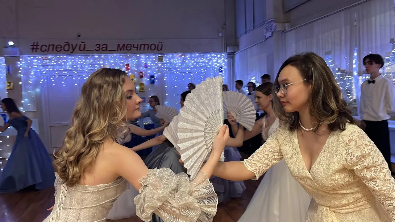 ✨🎭🩰БАЛ СТАРШЕКЛАССНИКОВ  Времена меняются, но неизменным остаётся отношение к прекрасному!   30 янва