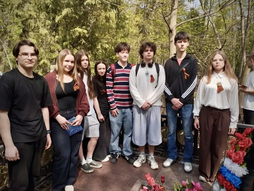 #кт_мтуси🎓  5 мая студенты Колледжа телекоммуникаций МТУСИ приняли участие в мемориально-патронатной