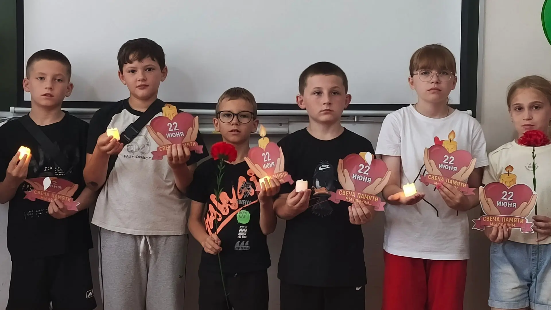 ‎2️⃣2️⃣ июня. День памяти и скорби.🕯️ Мастер-класс «Свеча памяти»🎗️
‎
‎🕯️В этот трагический и зна