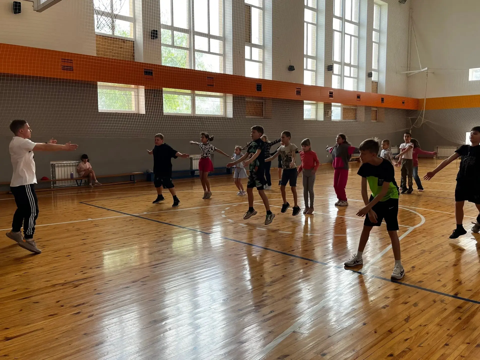 ☀️ 4 июня в пришкольной площадке прошёл третий день смены — «День имени»! 🎉