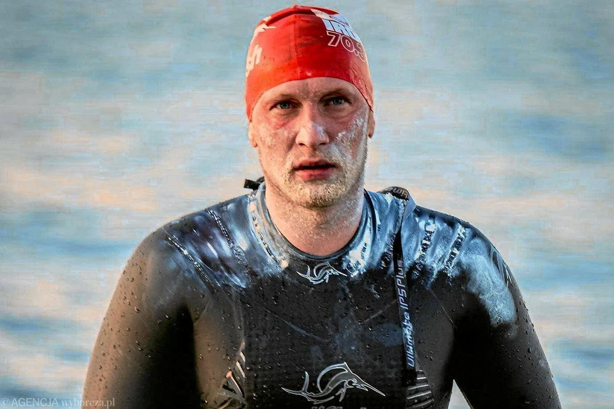 😱 Польский пловец за 55 часов переплыл Балтийское море без сна и отдыха
